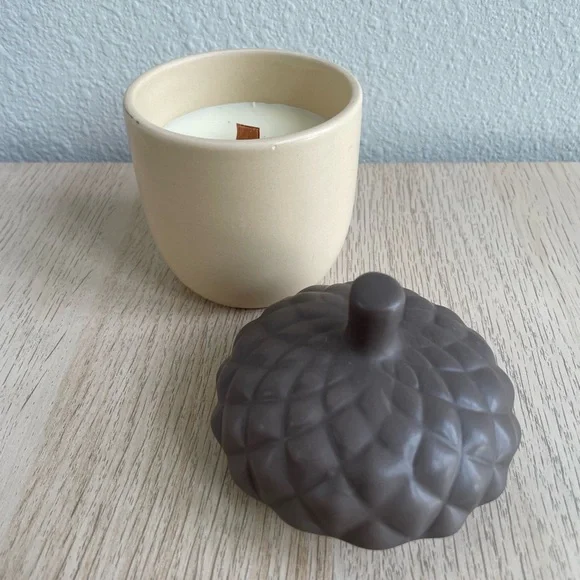 Fall morning Scented Candle • High Intensity • 7 oz - Picture 3 of 6